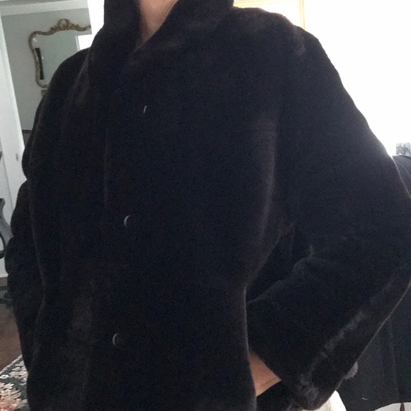 Brown sheared lamb jacket - Picture 7 of 7